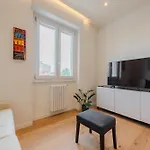 Easytopstay - Naviglio White Bliss *