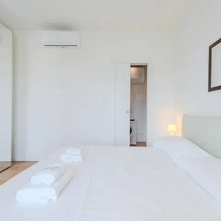 Easytopstay - Naviglio White Bliss Mediolan