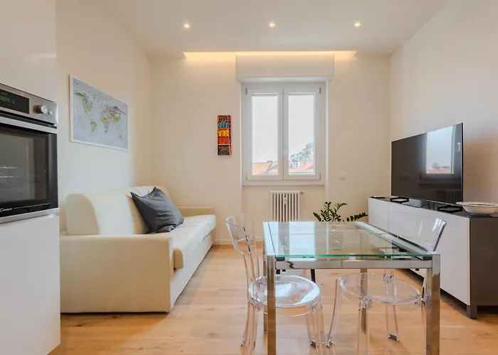 Easytopstay - Naviglio White Bliss Apartament