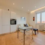 Easytopstay - Naviglio White Bliss *