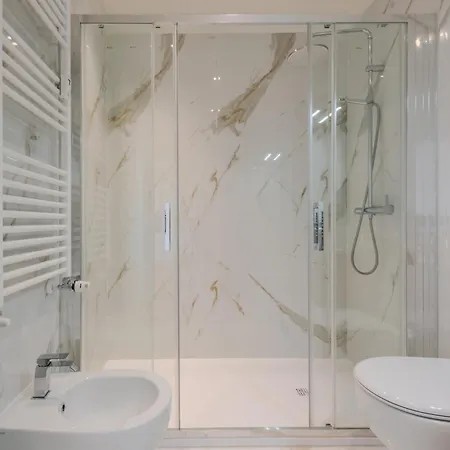Easytopstay - Naviglio White Bliss Apartamento
