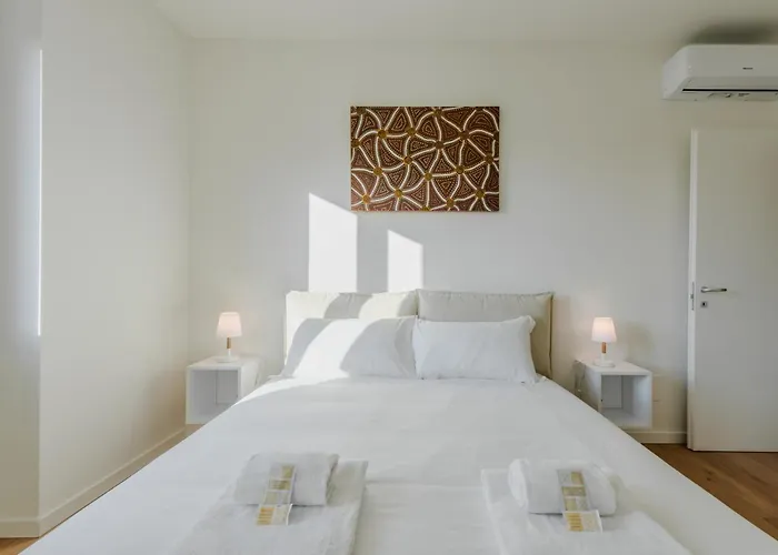 Easytopstay - Naviglio White Bliss 아파트